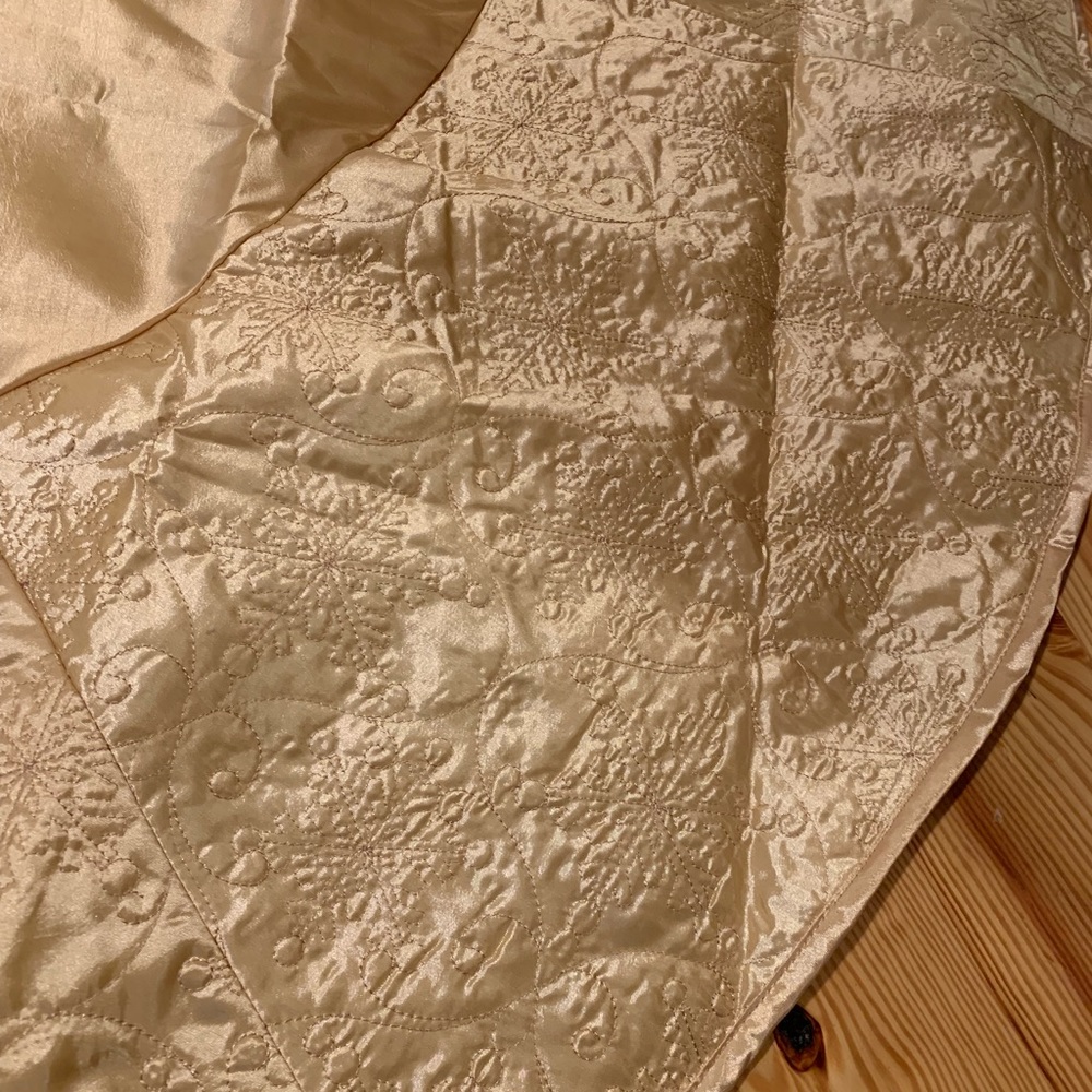 Tree skirt - Picture 2 of 3